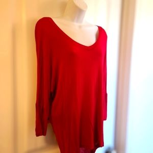 Red 3/4 sleeve Lace Back top Wet Seal EUC Women  ❤️ M